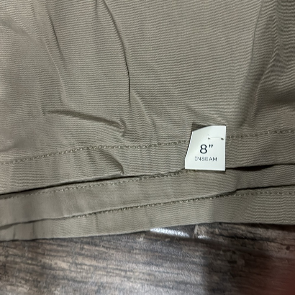 Shorts - Picture 4 of 4